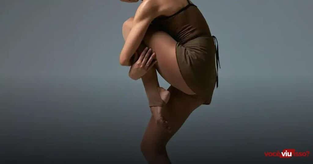 bicicleta spinning com roda de inércia de 13kg wct fitness: performance e conforto para seu treino